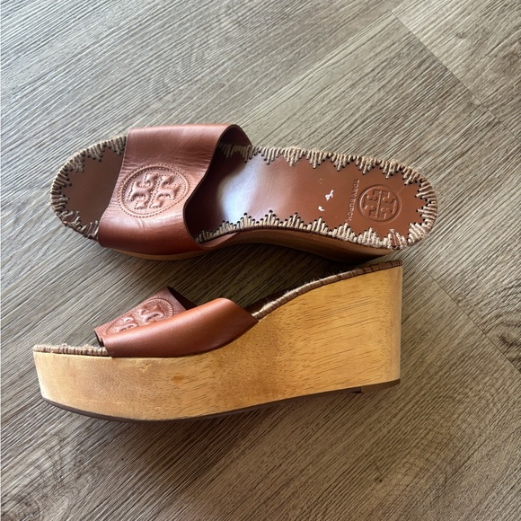 Tory Burch Wedge Leather Sandals - Picture 3 of 8